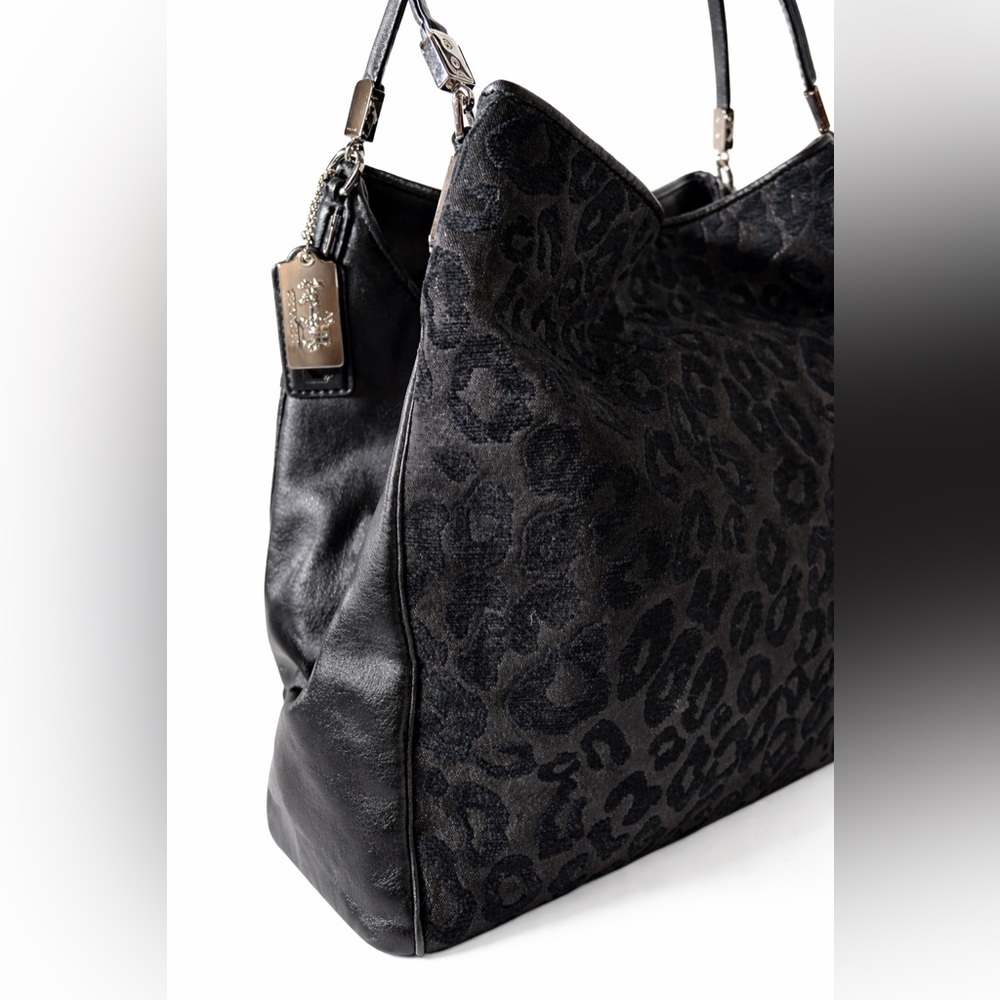 SOLDCoach Madison Phoebe Shoulder Bag Black Ocelot Leopard Print Chenille Leathe - Picture 12 of 13